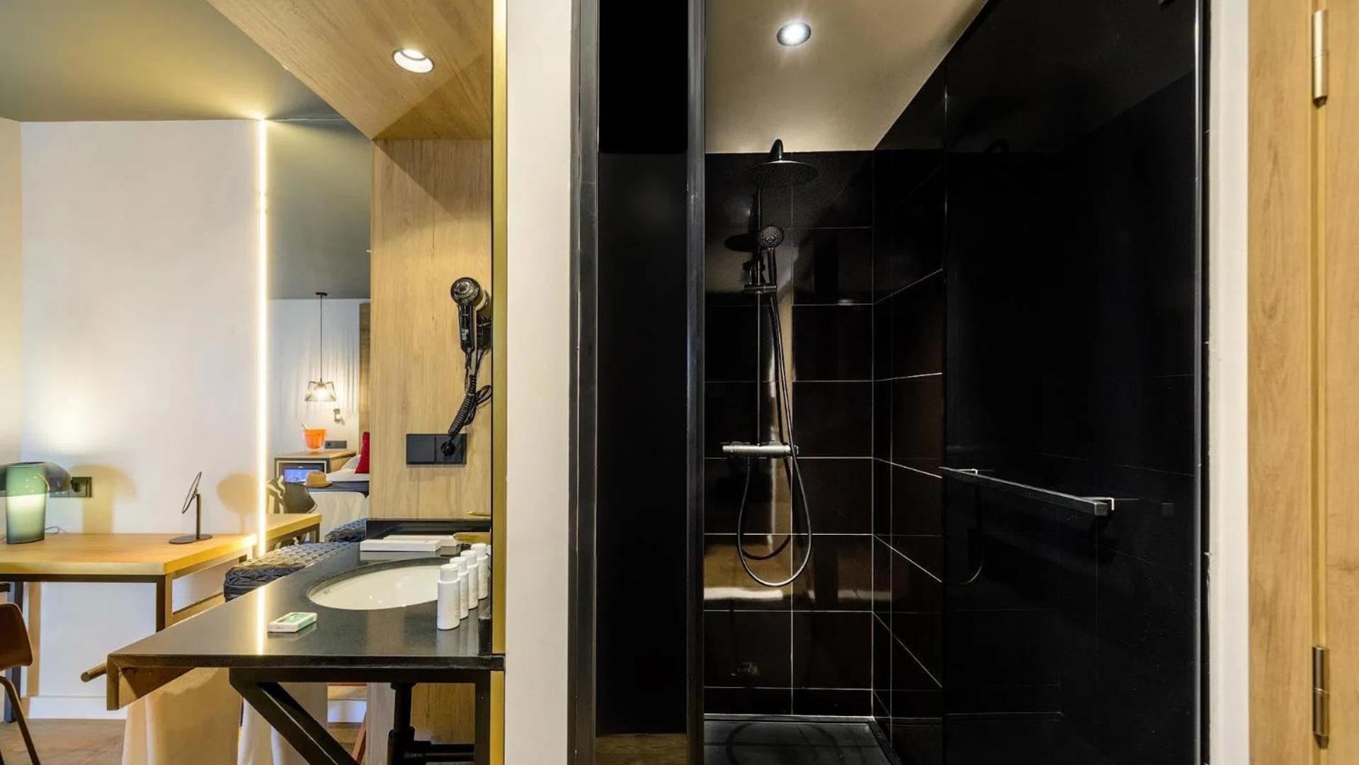 Vibra District - Adults Only 4* San Antonio (Ibiza)